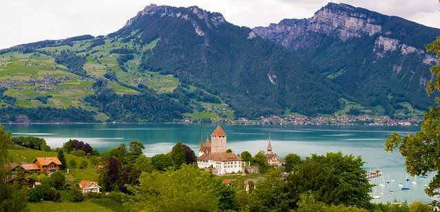 بحيرة تون (تورنزيه)