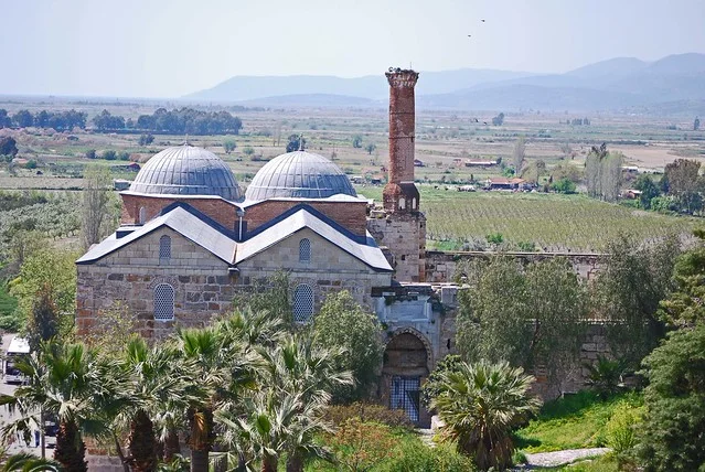 مسجد إساع بيك (إساع بيك جامعی)