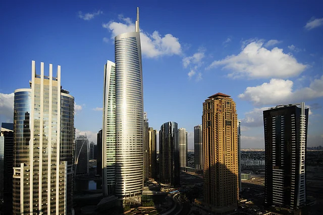 أبراج بحيرة جميرا (JLT)