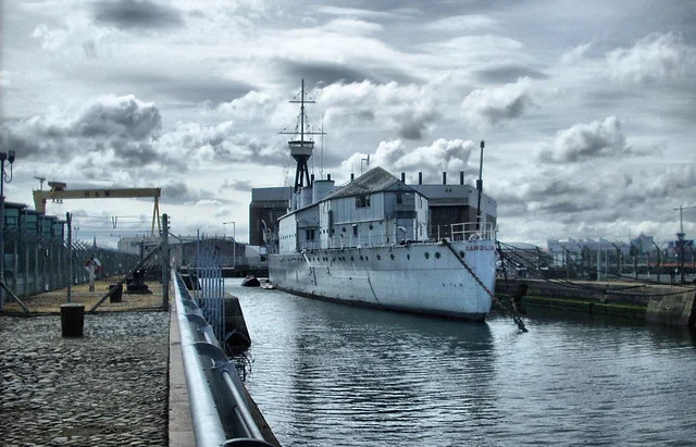 إتش إم إس كارولاين