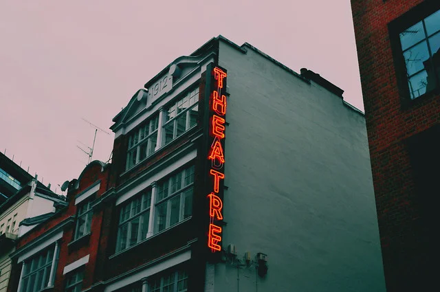 مسرح بيكاديللي