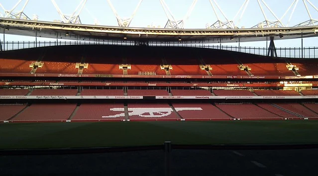 ملعب الإمارات