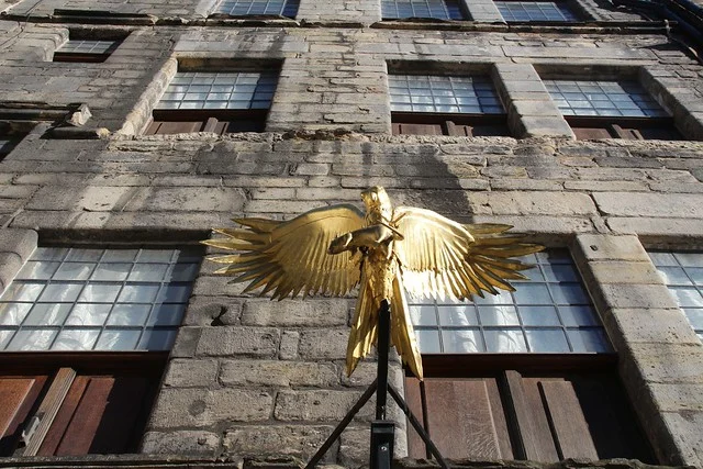 غلادستون لاند