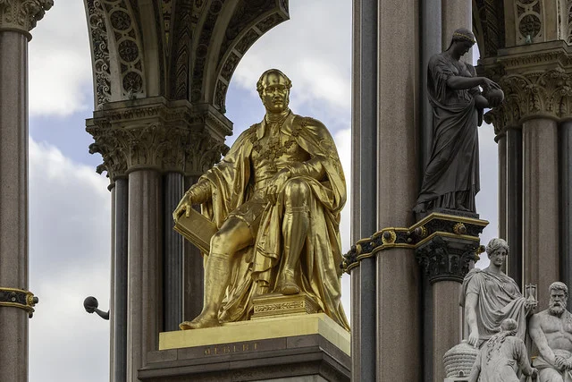 ساعة ألبرت التذكارية