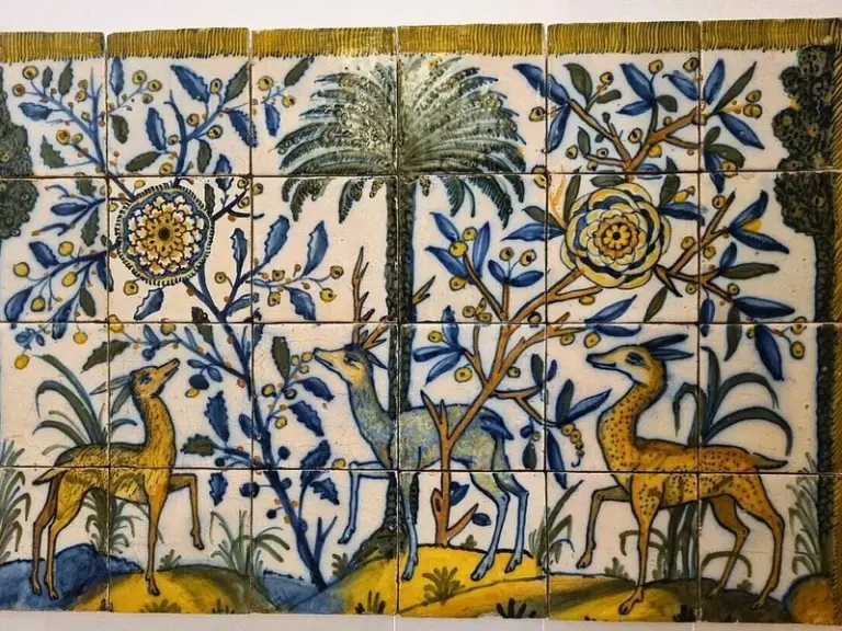 المتحف الوطني للبلاط (متحف أزوليوجو)