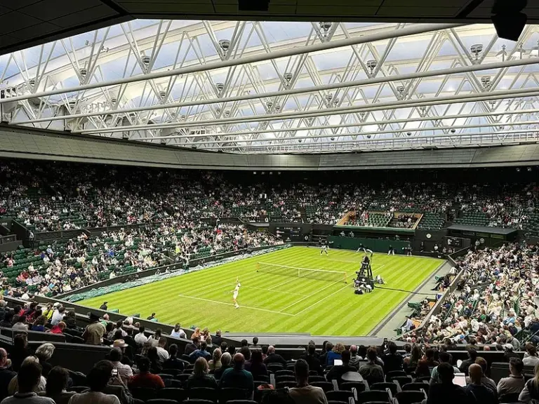 نادي عموم إنجلترا للتنس على الملاعب العشبية (AELTC)