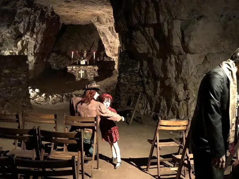 كهوف تشيسلهيرست