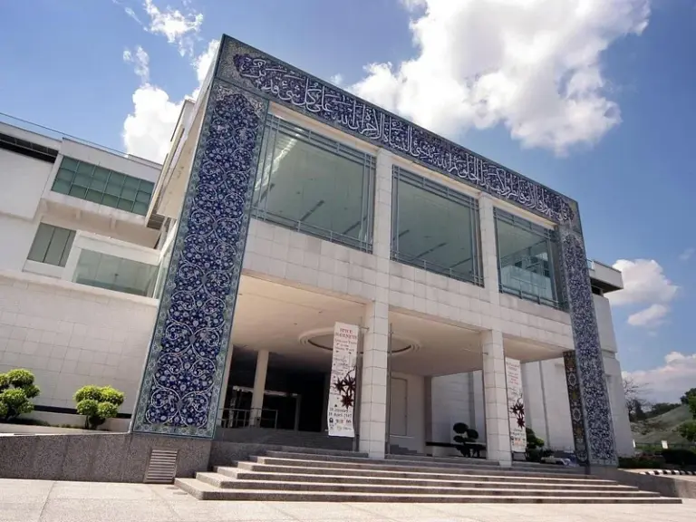 متحف الفنون الإسلامية ماليزيا